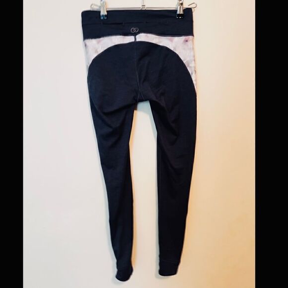 Calia by Carrie Underwood Grey Galaxy Leggings Women’s Small - Picture 6 of 6